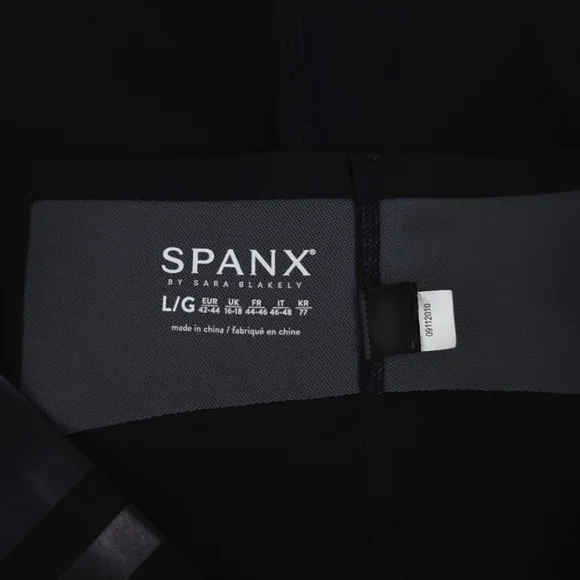 SPANX Every Wear Gloss Side Stripe Leggings - Picture 5 of 7